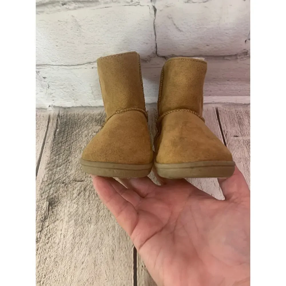WONDER NATION Girl's Chestnut Cozy Faux Shearling Boots / Size: 3